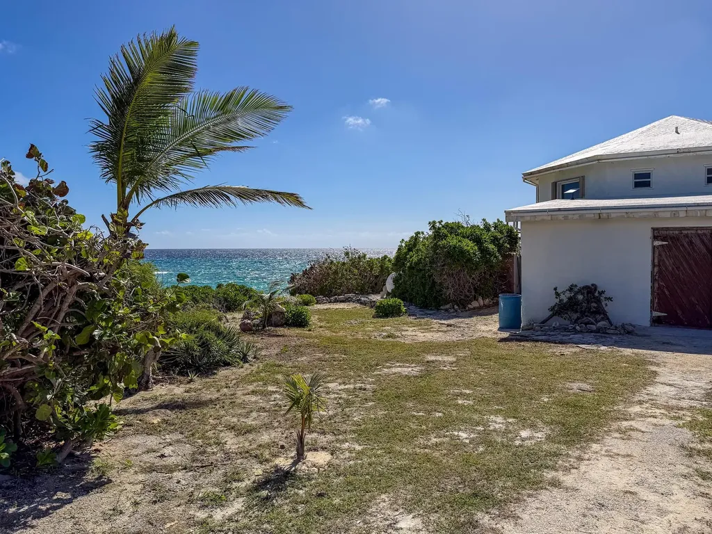 Blk 39, Columbus Landings Lot 7 San Salvador BS