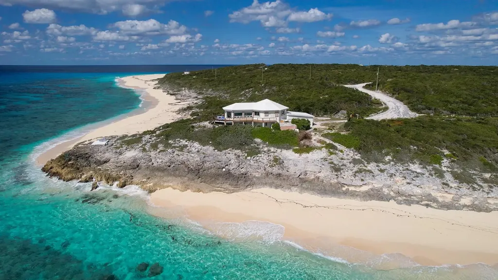 Blk 39, Columbus Landings Lot 7 San Salvador BS