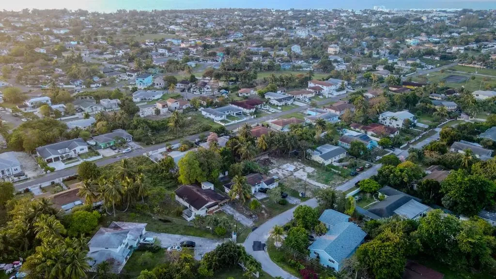 Cambridge Road Nassau East New Providence Paradise Island BS