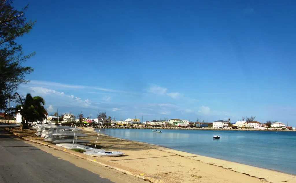 Queen's Highway Eleuthera BS