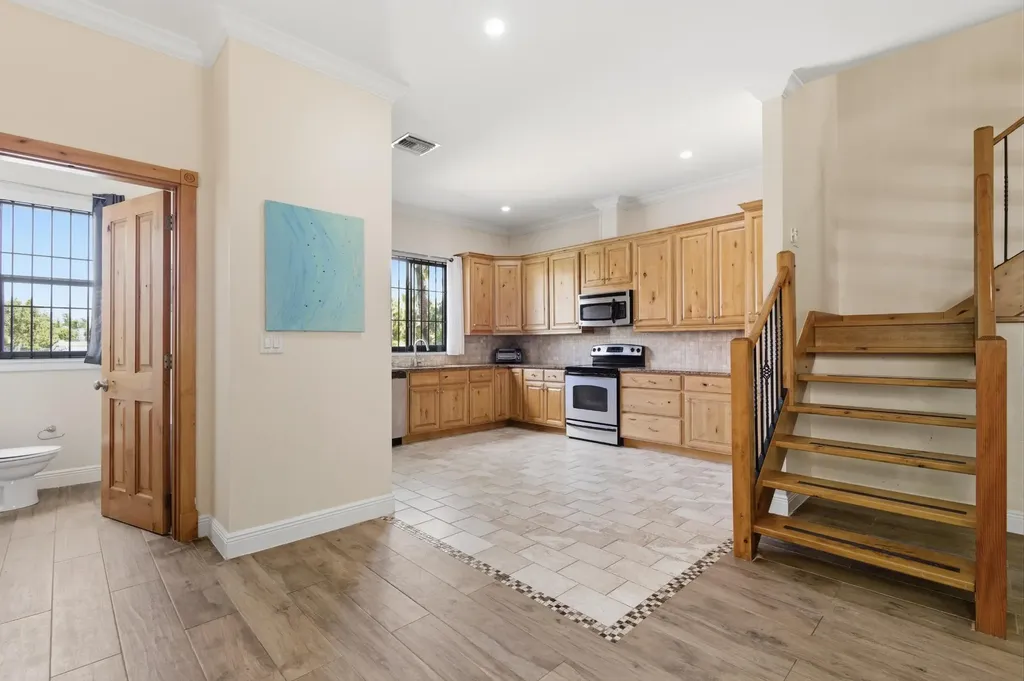 Charlotteville New Providence Paradise Island BS
