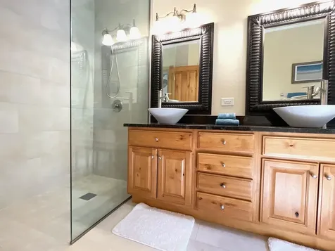 Charlotteville New Providence Paradise Island BS