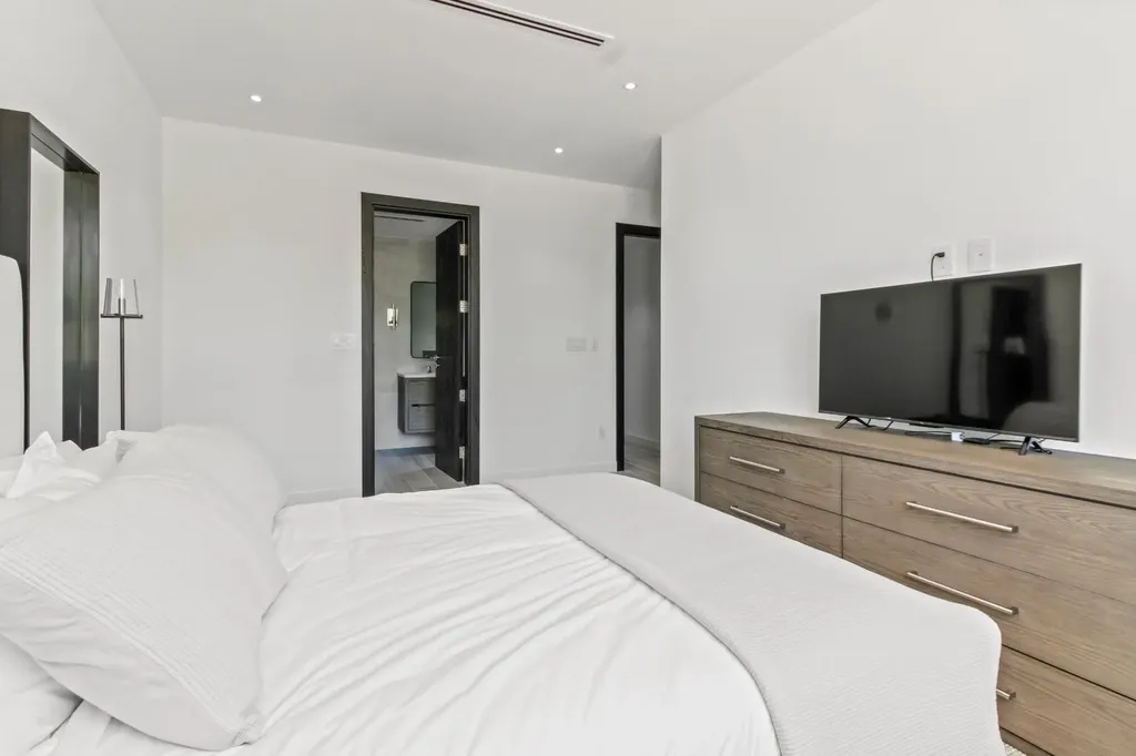 One Marina Palm Cay New Providence Paradise Island BS