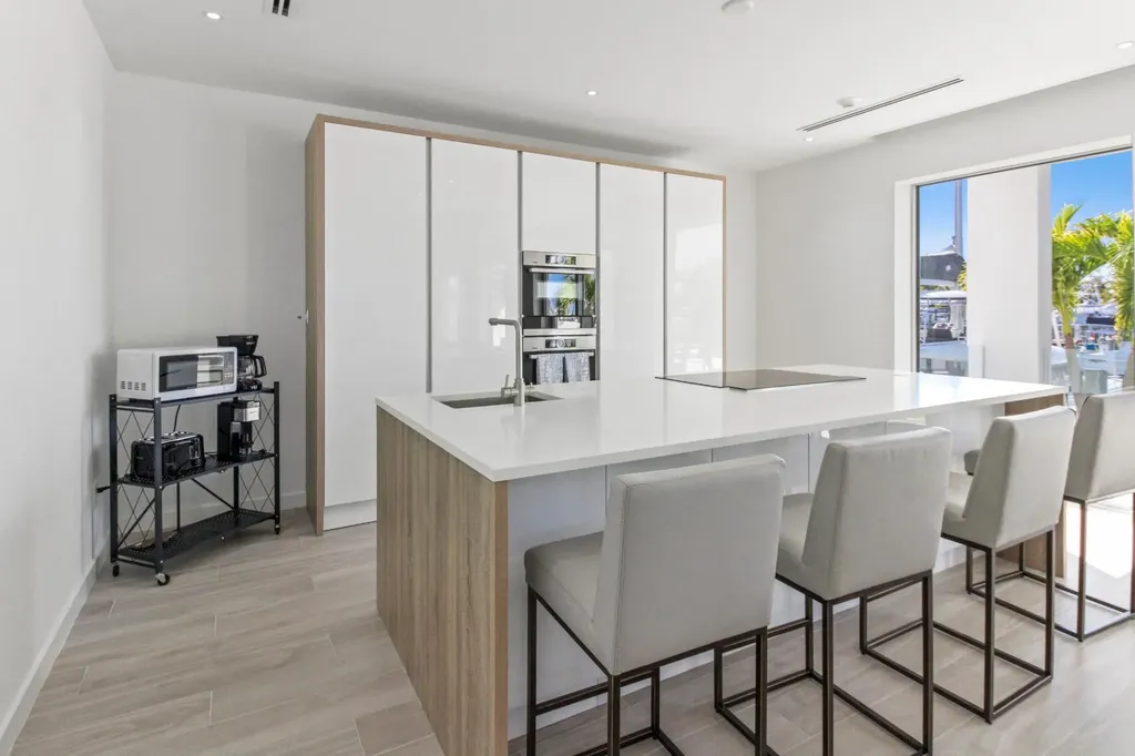 One Marina Palm Cay New Providence Paradise Island BS