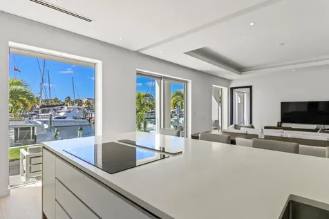 One Marina Palm Cay New Providence Paradise Island BS