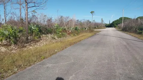 Bronze Drive 4 Grand Bahama Freeport BS