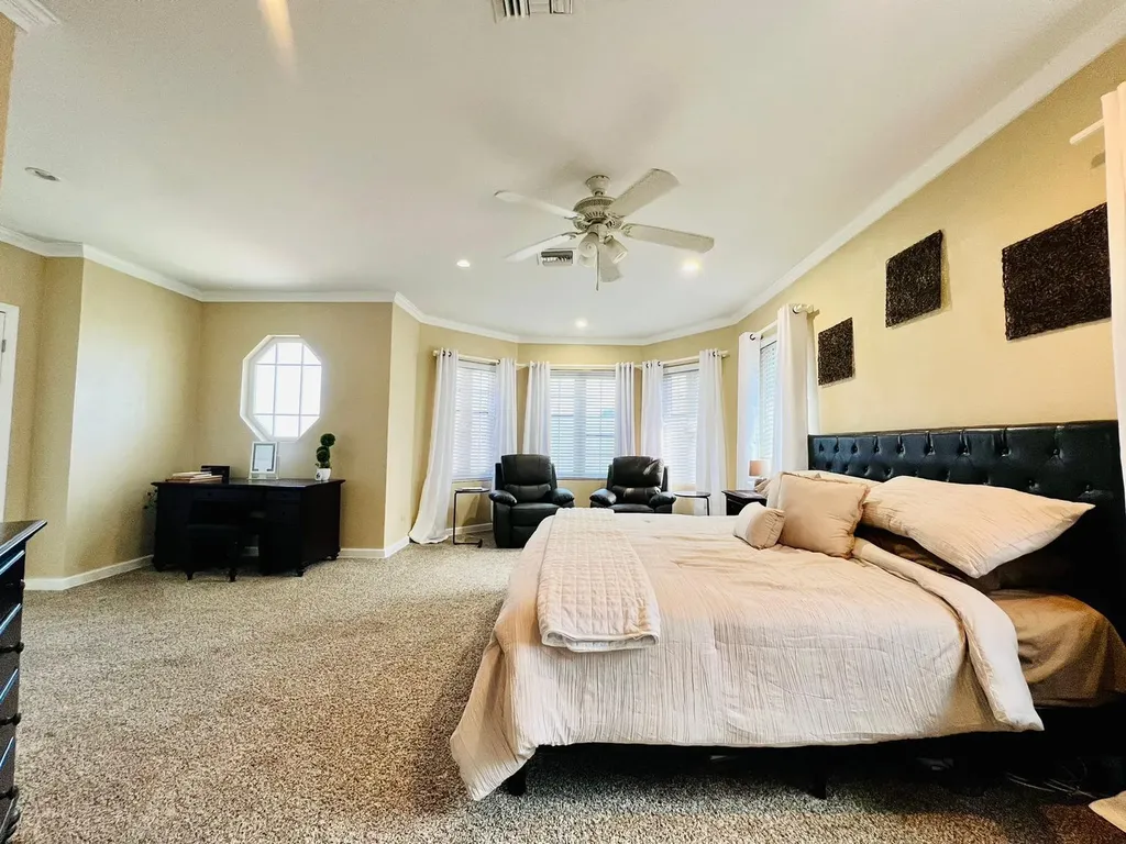 Charlotteville New Providence Paradise Island BS