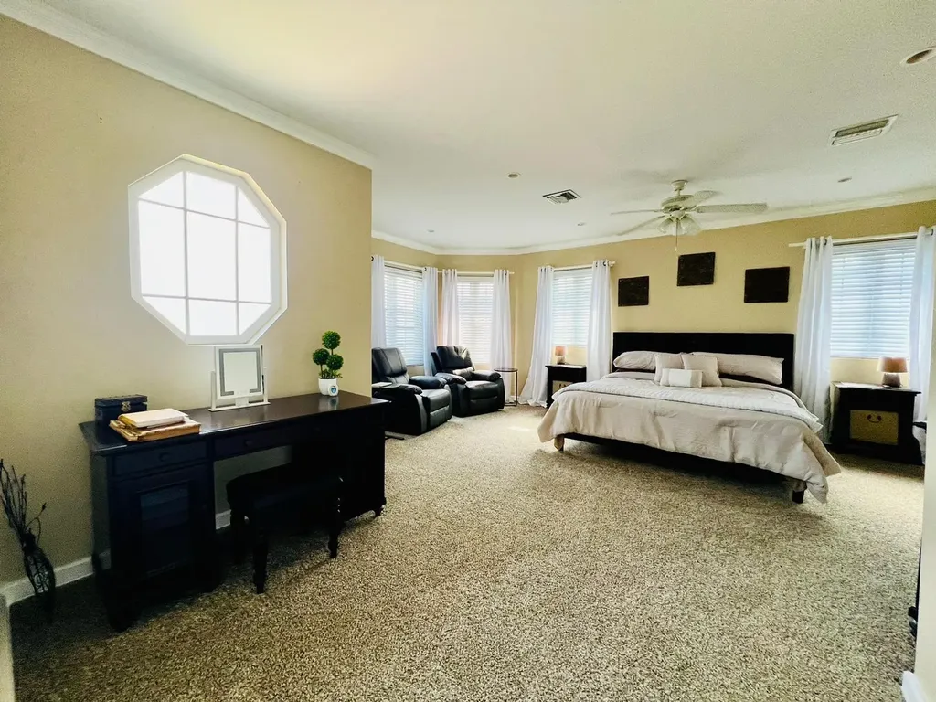 Charlotteville New Providence Paradise Island BS