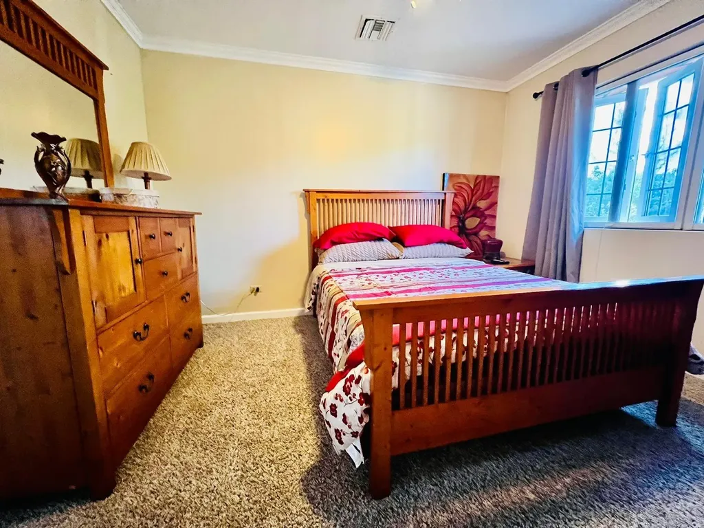 Charlotteville New Providence Paradise Island BS