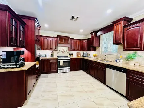 Charlotteville New Providence Paradise Island BS