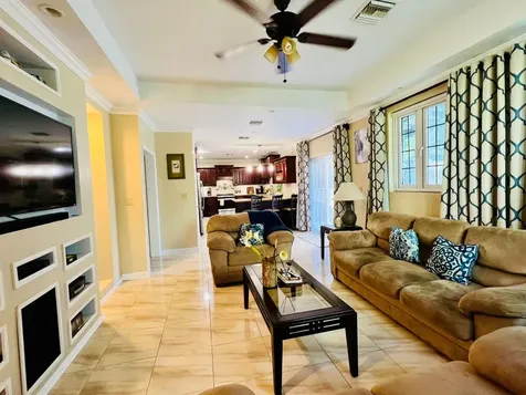 Charlotteville New Providence Paradise Island BS