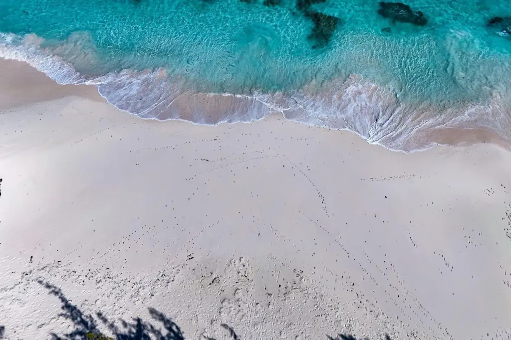 Sissel Juliano Acreage Eleuthera BS