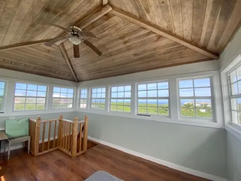 Pura Vida House Dolphin Abaco BS