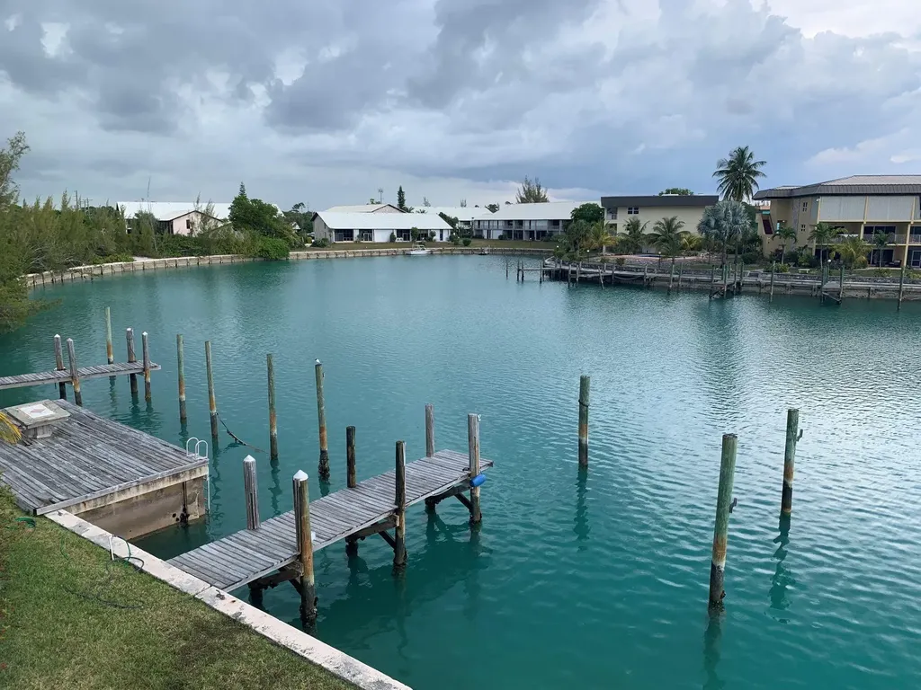 101blue Marina Condos Fpo Grand Bahama Freeport BS