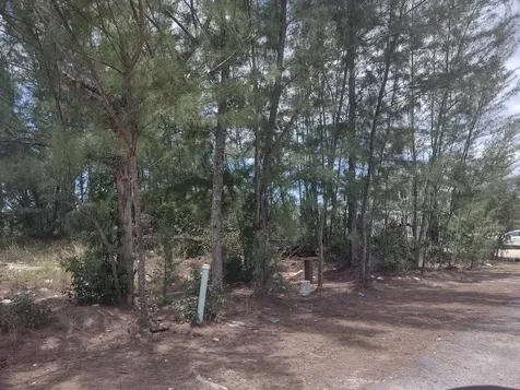 Yuma Estates New Providence Paradise Island BS