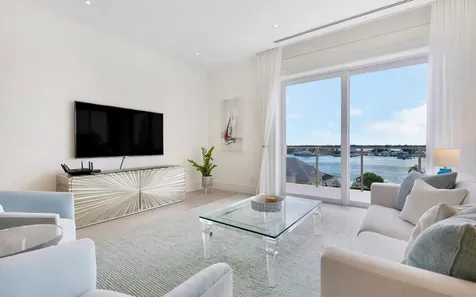 312 Penthouse Thirty-six New Providence Paradise Island BS