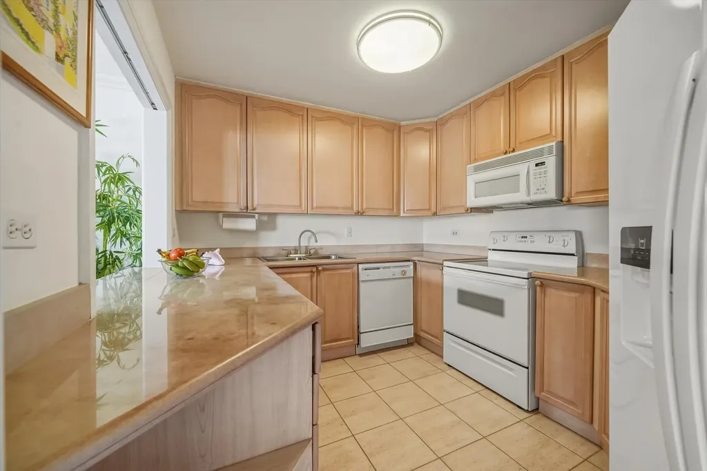 Caves Point New Providence Paradise Island BS