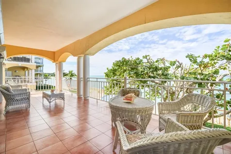 Caves Point New Providence Paradise Island BS