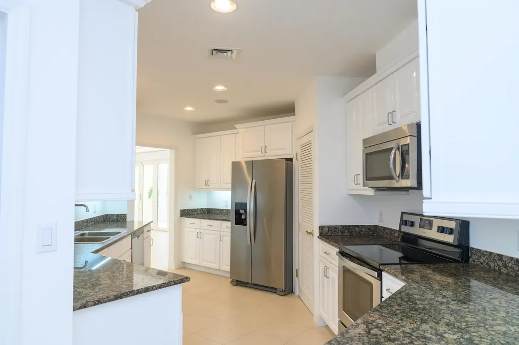 Cloister Drive New Providence Paradise Island BS