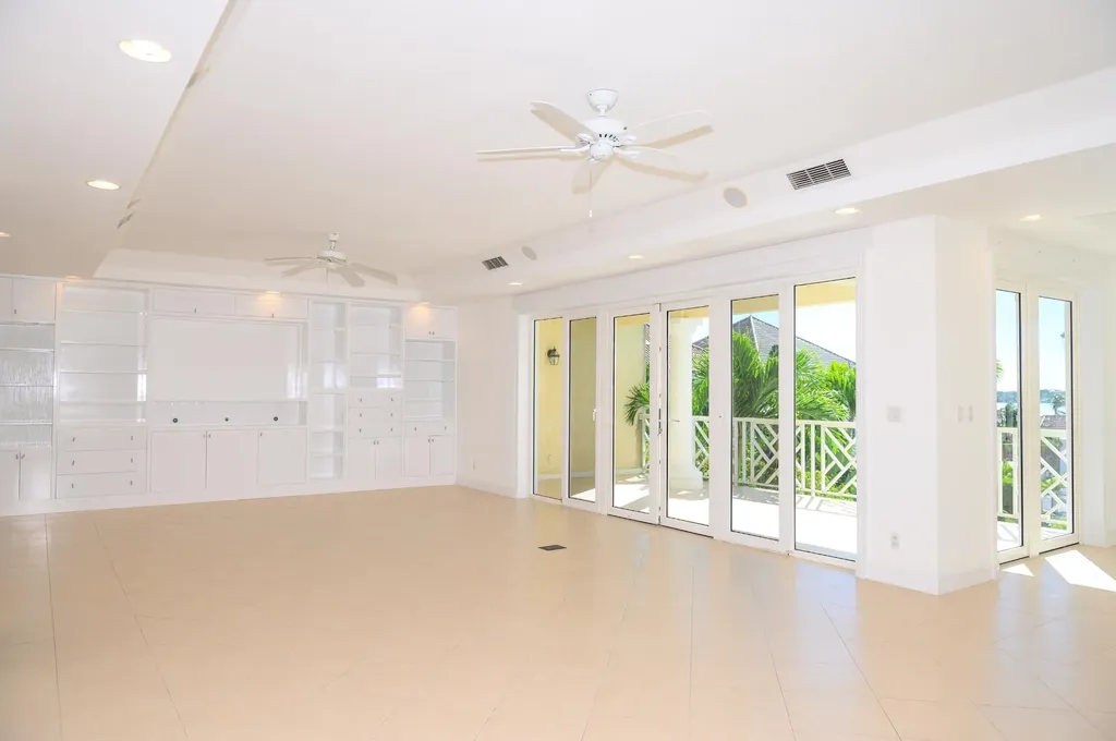 Cloister Drive New Providence Paradise Island BS