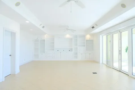 Cloister Drive New Providence Paradise Island BS