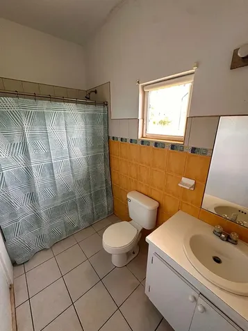 #4 Lyle Avenue New Providence Paradise Island BS