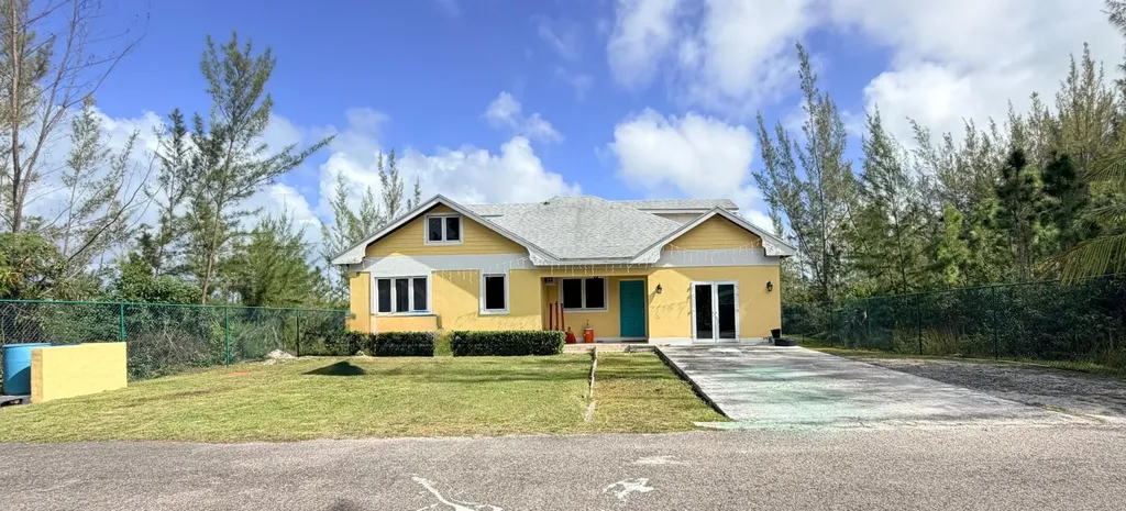 Sanctuary Drive, Yuma 61 New Providence Paradise Island BS