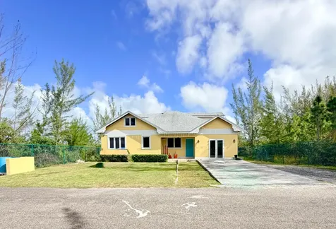Sanctuary Drive, Yuma 61 New Providence Paradise Island BS