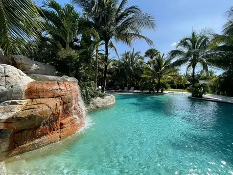 Turnberry Townhouses New Providence Paradise Island BS