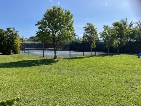 Turnberry Townhouses New Providence Paradise Island BS