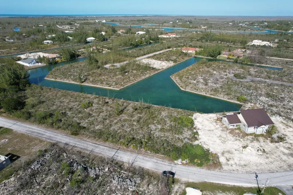 Lincoln Green Grand Bahama Freeport BS