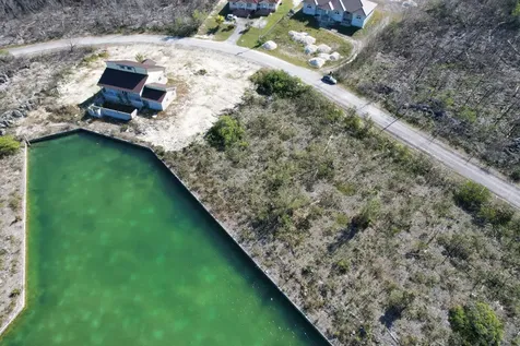 Lincoln Green Grand Bahama Freeport BS