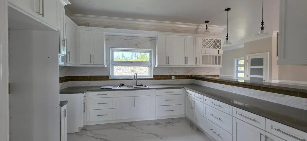 Defender Avenue 13 Grand Bahama Freeport BS