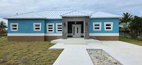 Defender Avenue 13 Grand Bahama Freeport BS