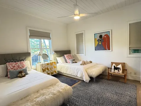 Old Fort Bay Canal House New Providence Paradise Island BS