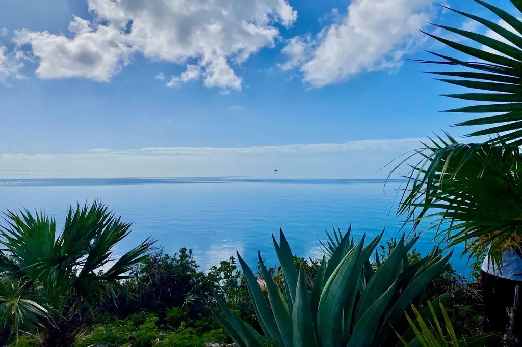 Lot 5b Clifftop Estate Eleuthera BS