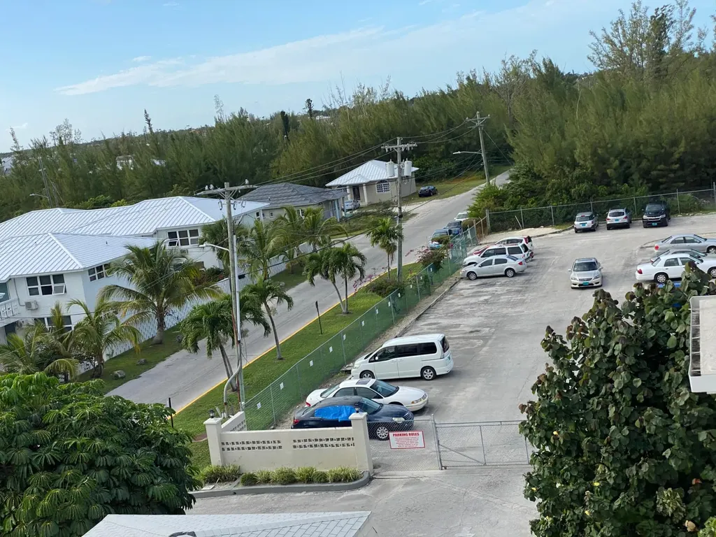 Coral Road Grand Bahama Freeport BS