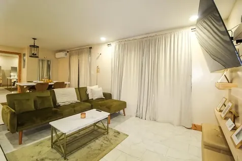 Hawaii Avenue 449 Grand Bahama Freeport BS