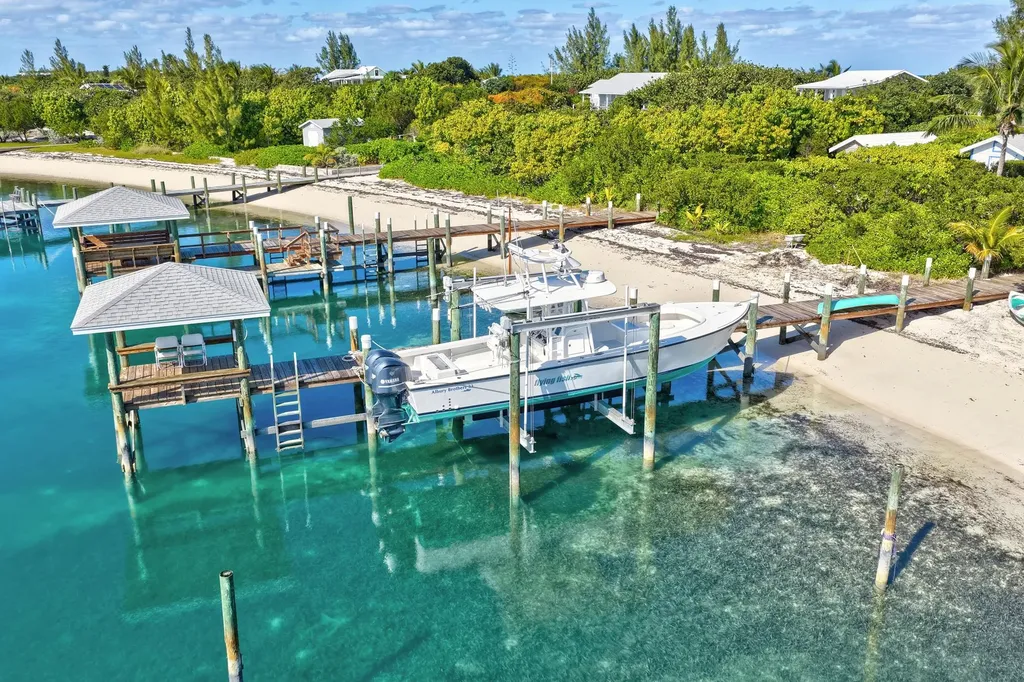 Berry Patch Abaco BS