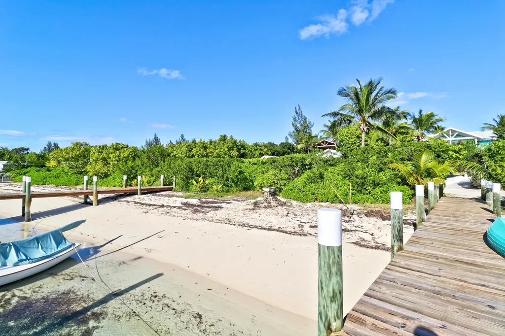 Berry Patch Abaco BS