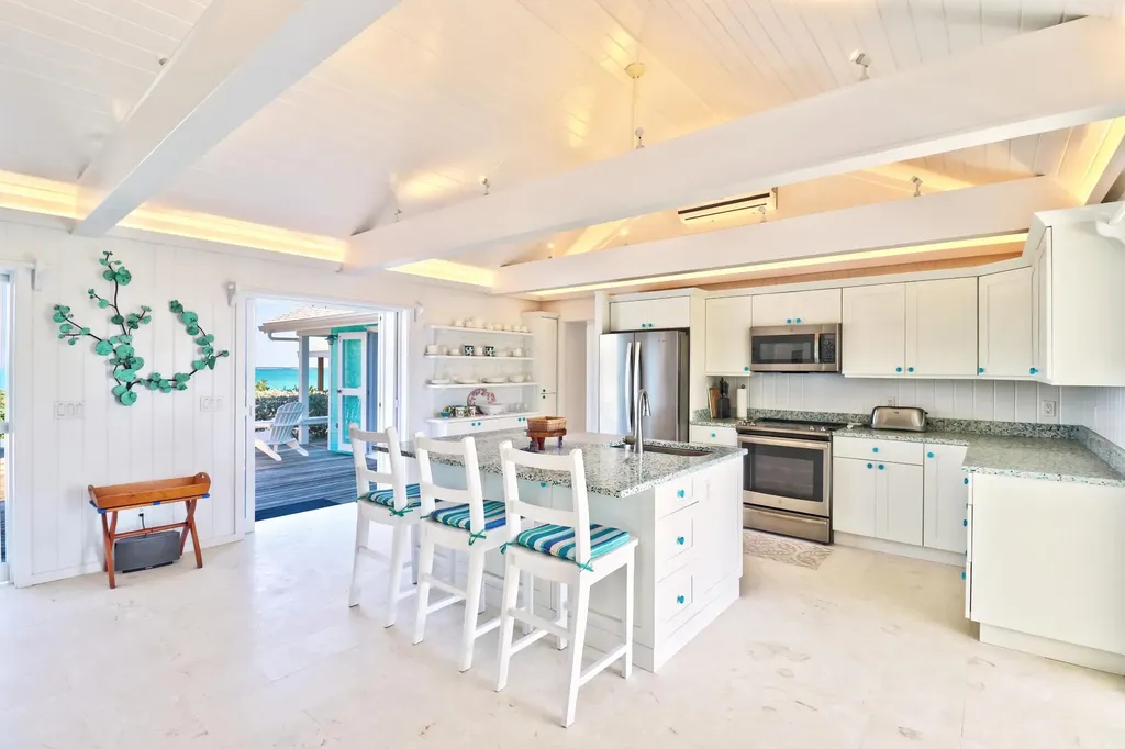 Berry Patch Abaco BS