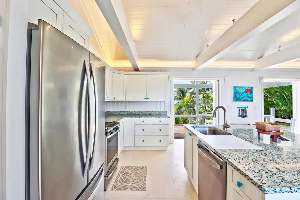 Berry Patch Abaco BS