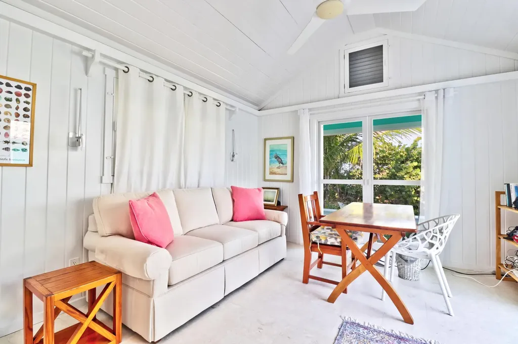 Berry Patch Abaco BS