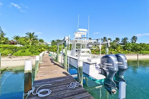 Berry Patch Abaco BS