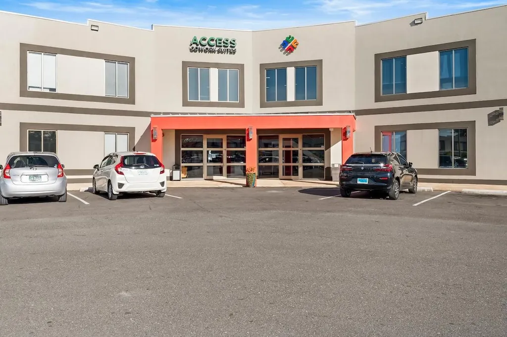 New Providence Paradise Island BS, Access Coworking Suites