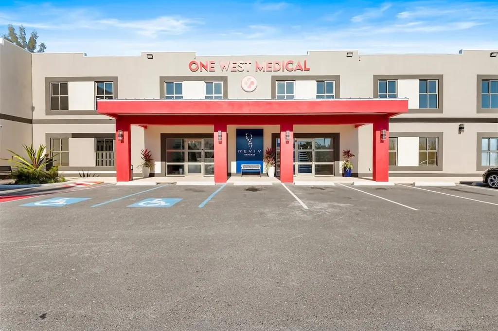 New Providence Paradise Island BS, One West Medical