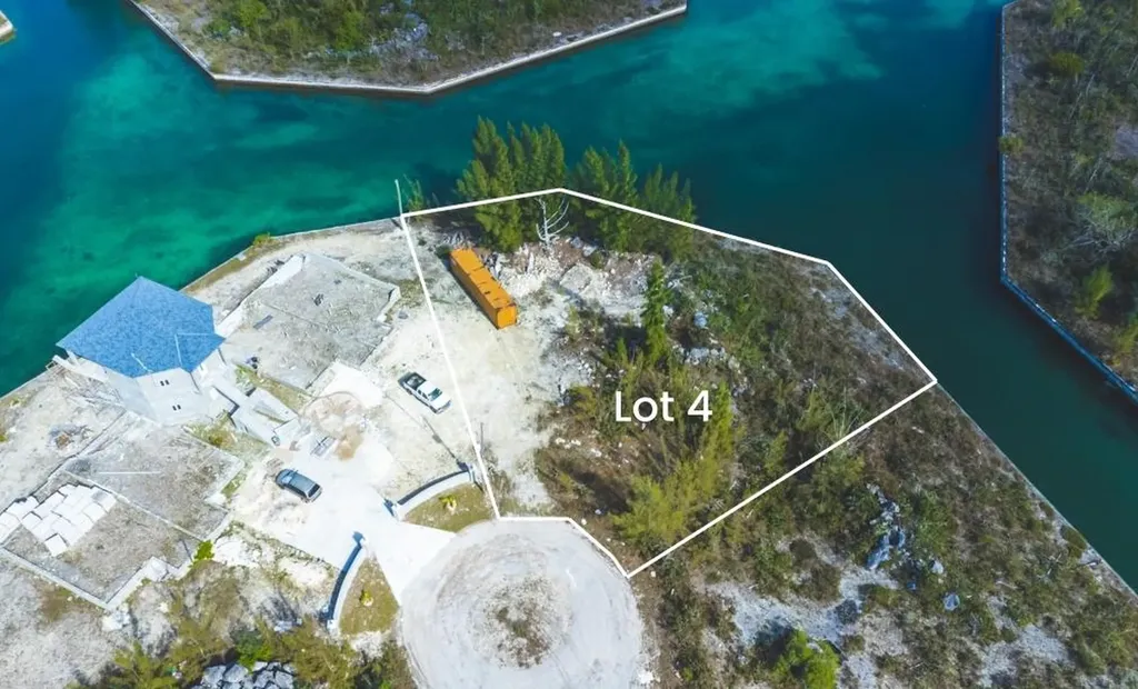 Derby Canal Lot 4 Grand Bahama Freeport BS