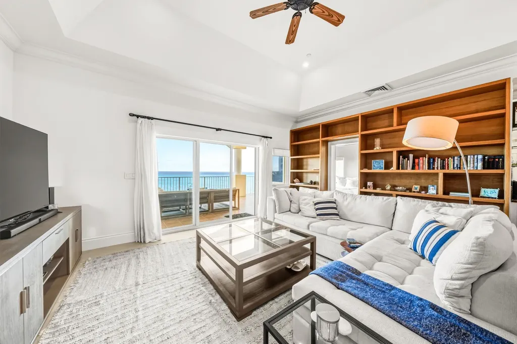 Caves Heights New Providence Paradise Island BS