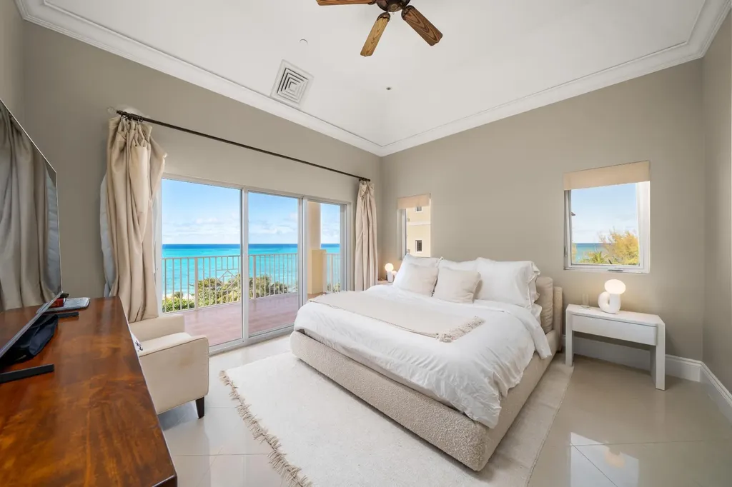 Caves Heights New Providence Paradise Island BS