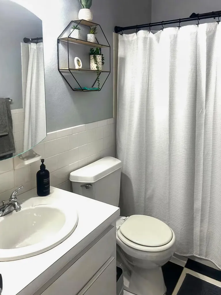 Dunmore Street Eleuthera BS